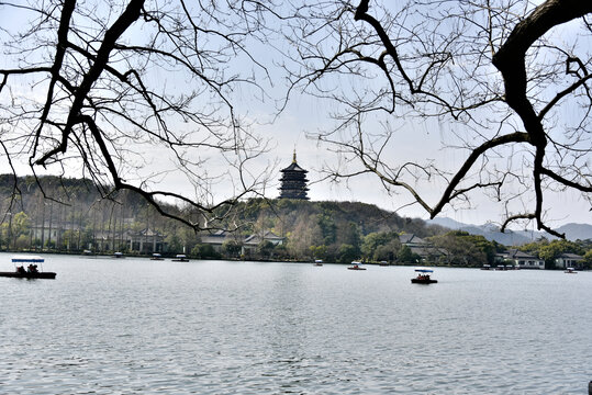 杭州西湖雷峰塔