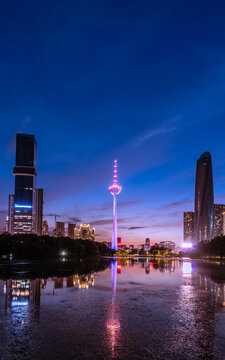 中国沈阳青年公园彩电塔夜景