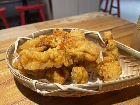 炸酥肉美食