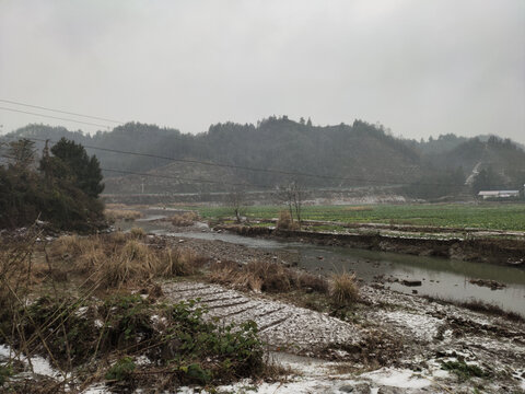 农村雪景