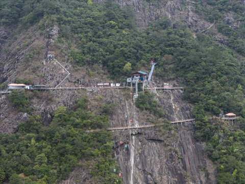 信宜石根山登山缆车无人机航拍