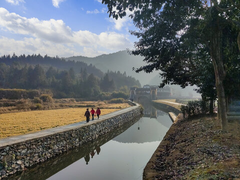 十里瑶湾田园风光