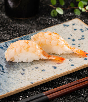 玻璃虾寿司