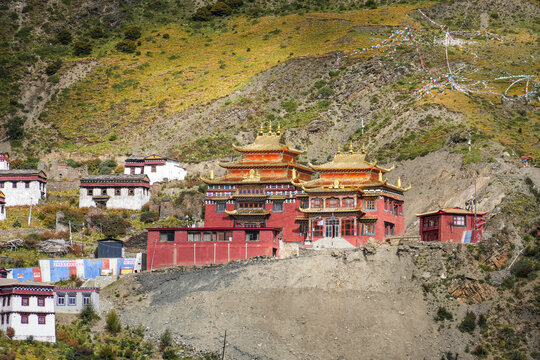 甘孜热乌寺