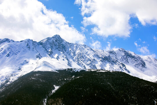 白马雪山