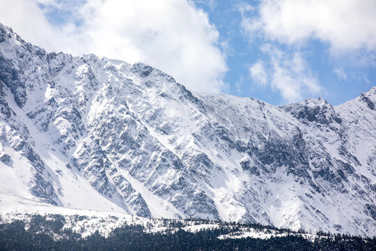 白马雪山