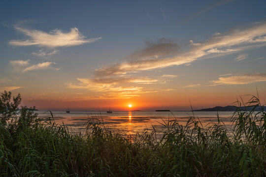 苏州太湖日落晚霞夕阳火烧云