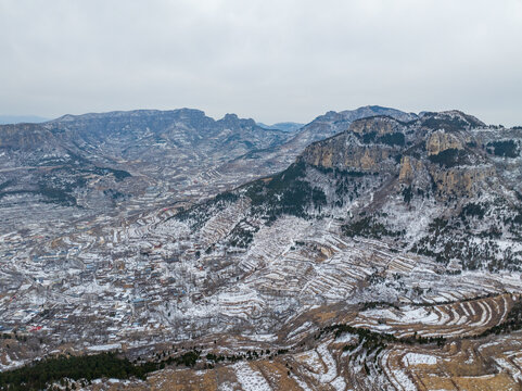 济南三媳妇山雪景