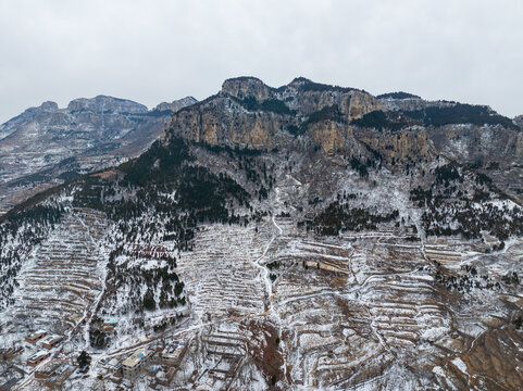 济南三媳妇山雪景