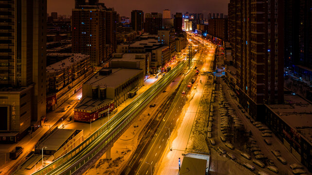 黎明前的长春市冬季雪后风景