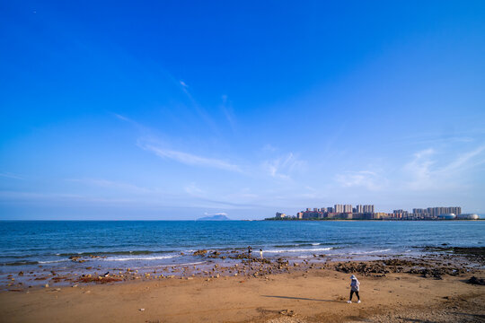 青岛西海岸星海滩夏日风情