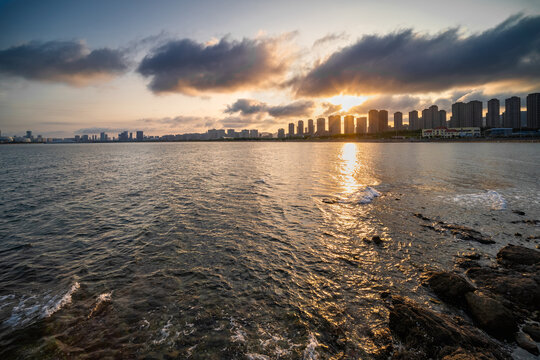 青岛西海岸星光岛晚霞