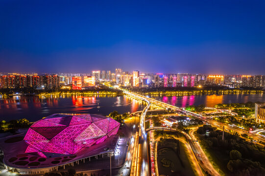 中国辽宁沈阳歌剧院城市建筑夜景