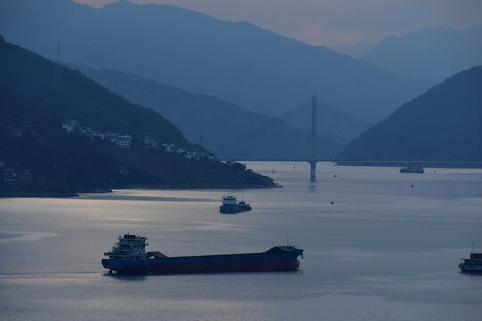 三峡白帝城瞿塘峡