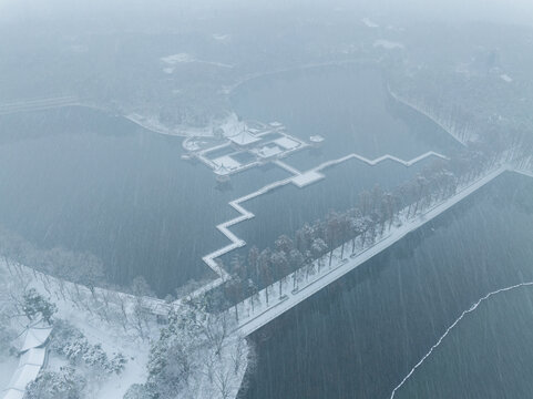 武汉东湖风景区雪景风光