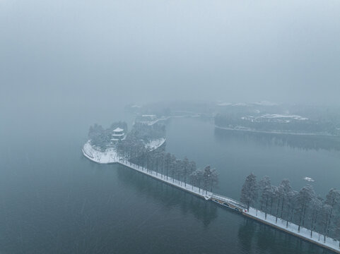 武汉东湖风景区雪景风光