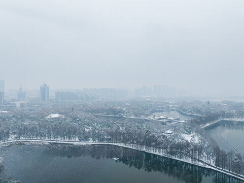 武汉东湖风景区雪景风光