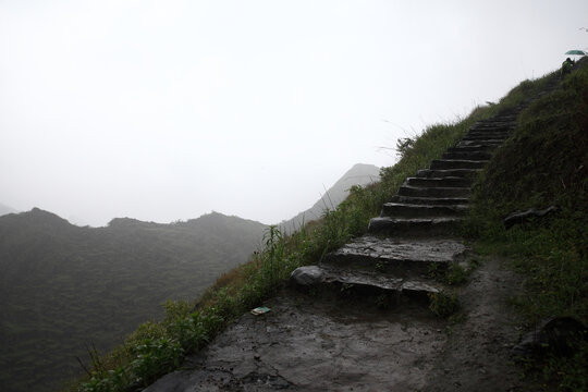 高山小路台阶