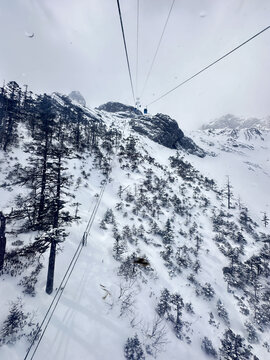 玉龙雪山大索道