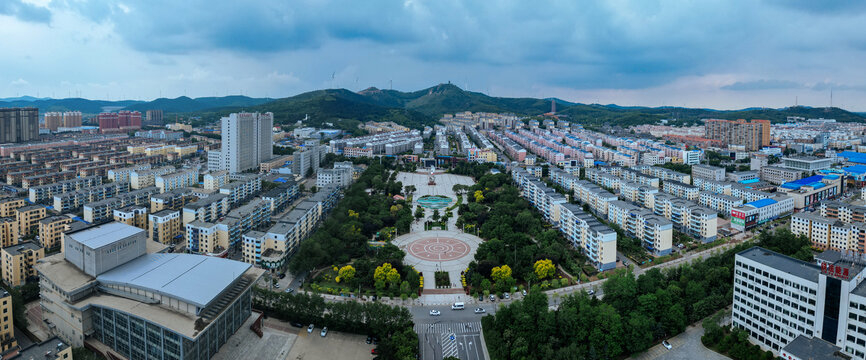 调兵山市