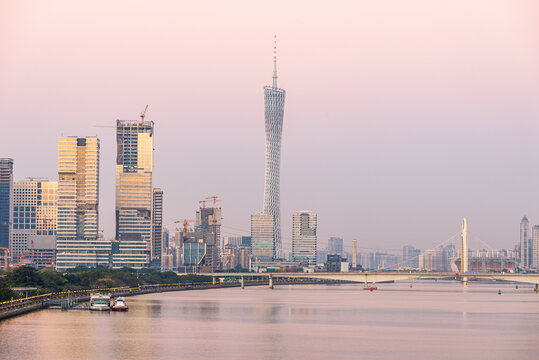 粉色广州城市风光