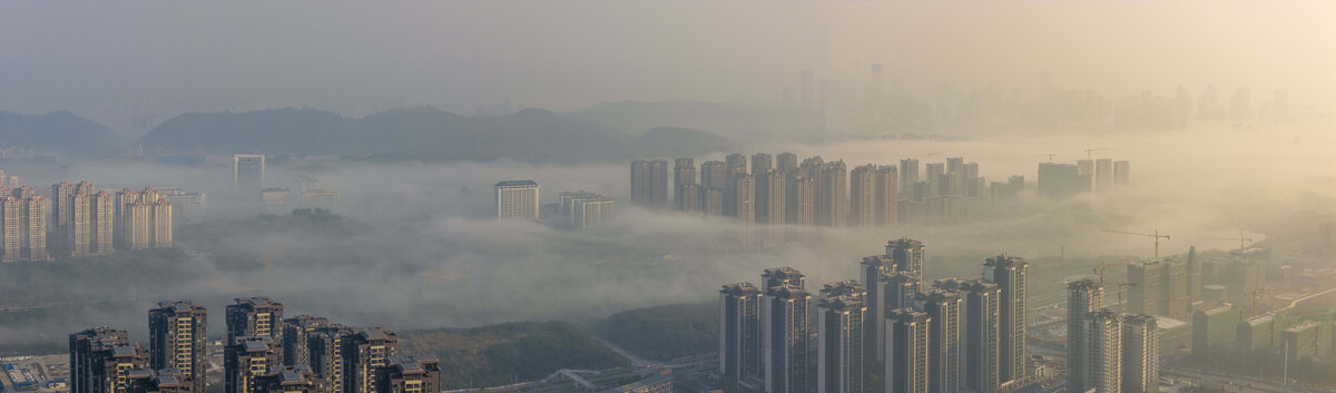 航拍城市云海如海市蜃楼