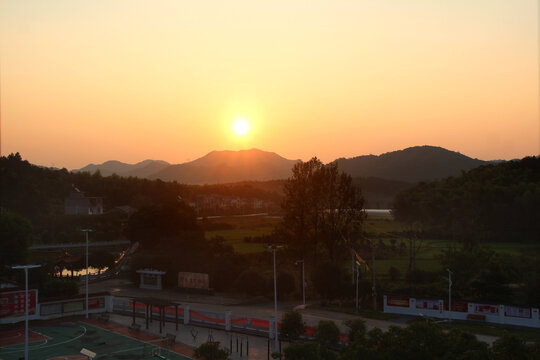 朝阳乡村