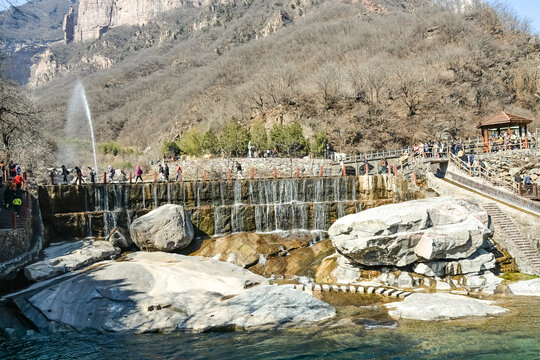 新乡八里沟风景区