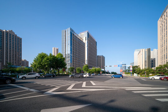 青岛西海岸双珠路街景