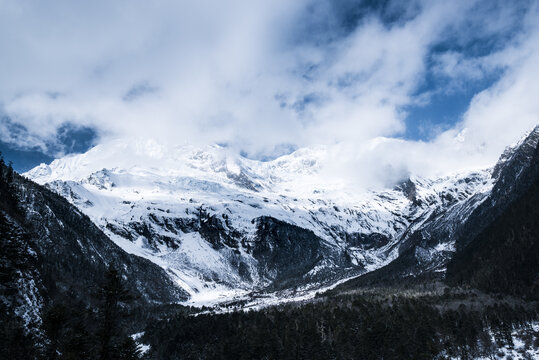 梅里雪山