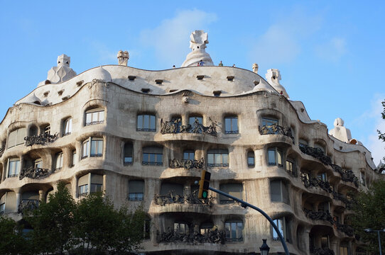 巴塞罗那的高迪建筑米拉之家