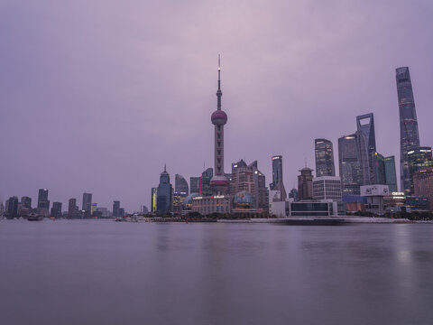 上海外滩东方明珠塔