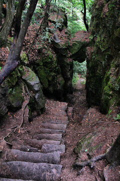 张家界袁家界登山石门