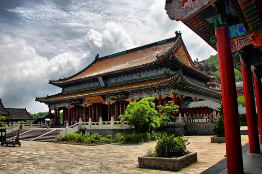 天门山寺大雄宝殿