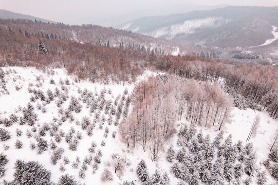 吉林松岭雪村冬季东北农村雪景