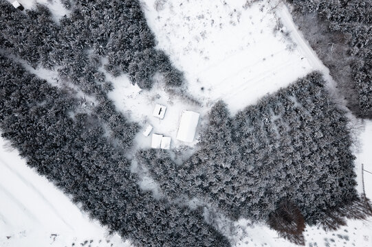 吉林松岭雪村冬季东北农村雪景