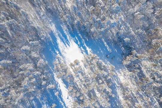 航拍东北雪景旅游森林雪后俯拍