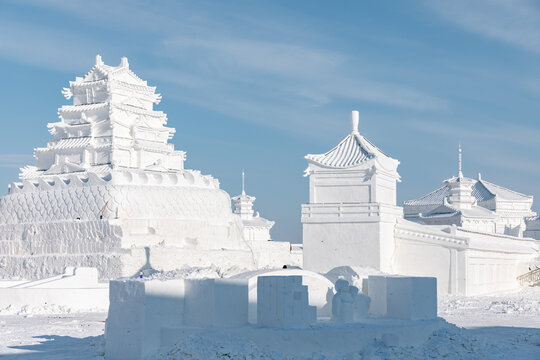 东北冰雪大世界冰雕雪雕雕塑施工