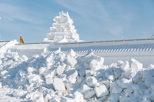 东北冰雪大世界冰雕雪雕雕塑施工