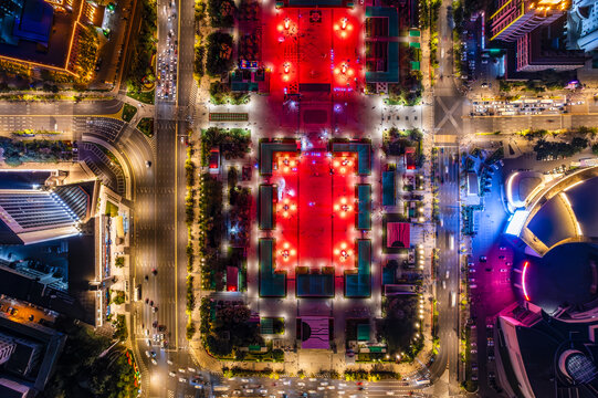 中国辽宁沈阳市府广场夜景航拍