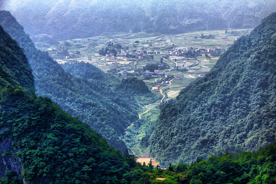 张家界天门山俯瞰