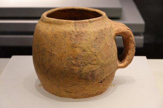 良渚文化时期陶杯