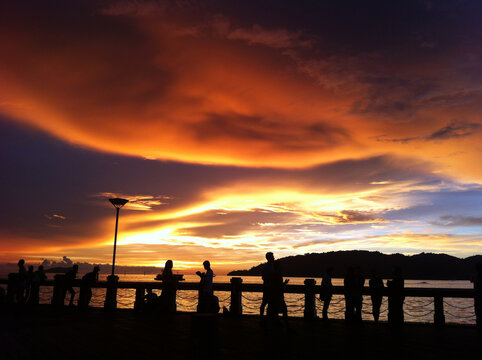 马来西亚亚庇沙巴海边日落