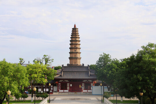 陕西西安高陵区昭慧寺塔唐塔