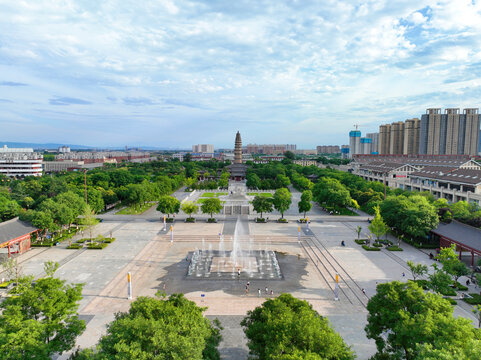 航拍西安高陵区昭慧寺塔