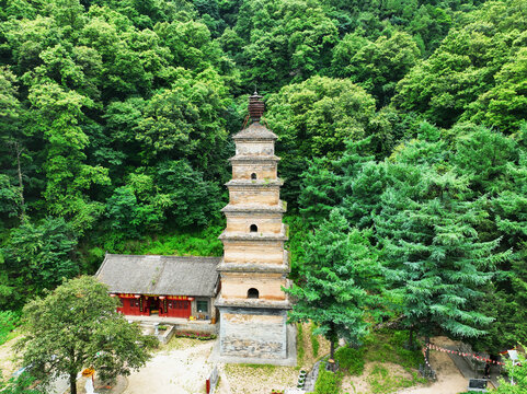 航拍陕西西安南五台圣寿寺塔