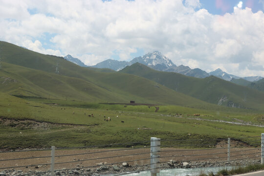 高山山峰