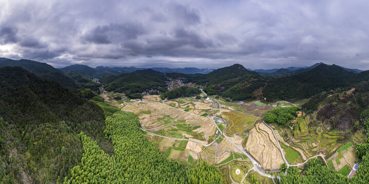 浙江温州瓯海泽雅五凤垟田野