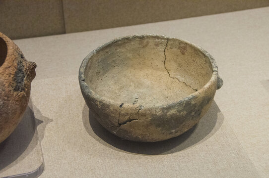 古代陶盆