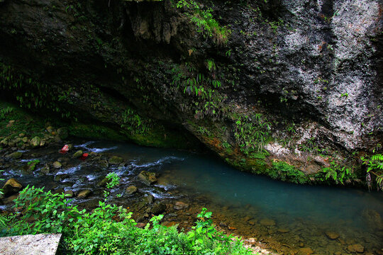 张家界大峡谷水流